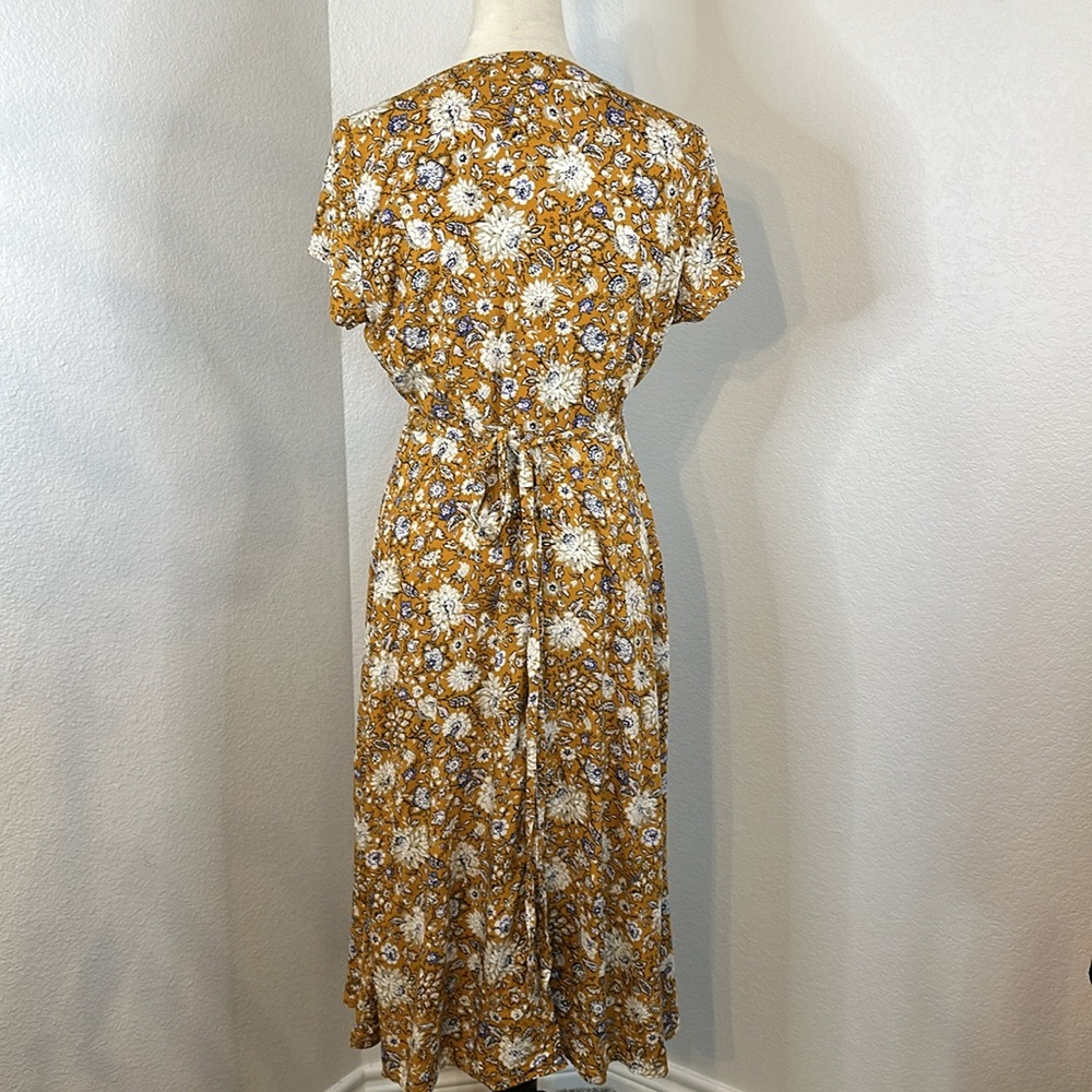 Old Navy Wrap Front Mustard Floral Dress Size medium NWT - Picture 6 of 13